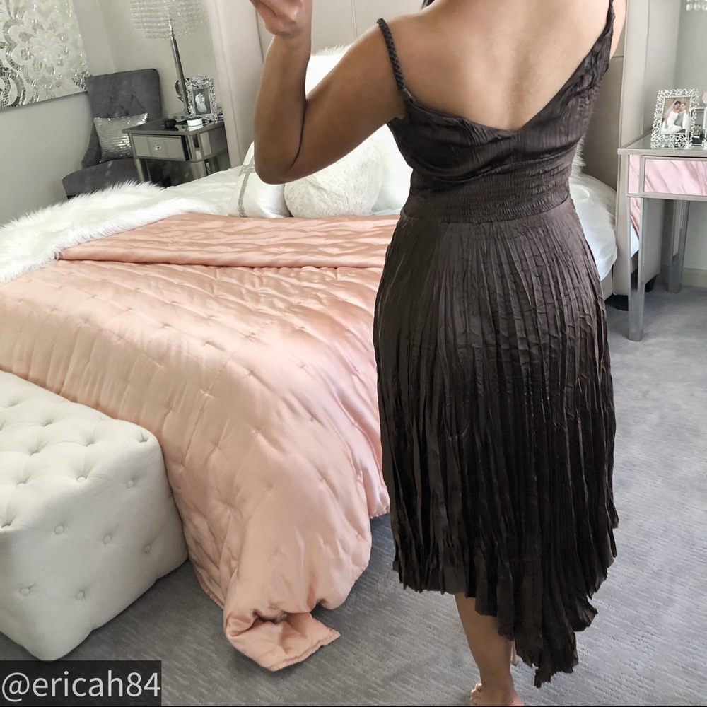 Express brown silk asymmetrical flowy midi dress - Picture 4 of 11